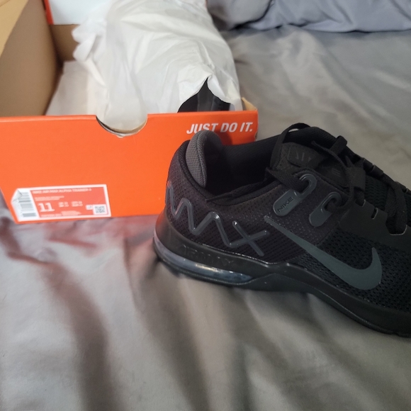 Mens Shoes - Picture 8 of 15